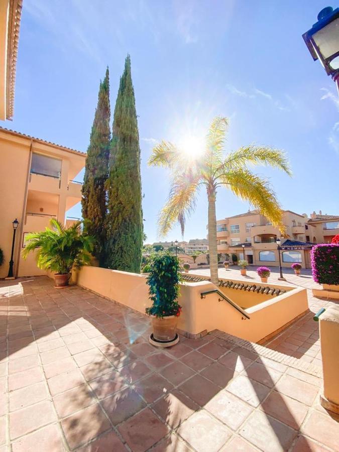 Apartamento En Los Patios De Santa Maria Golf 마르베야 외부 사진