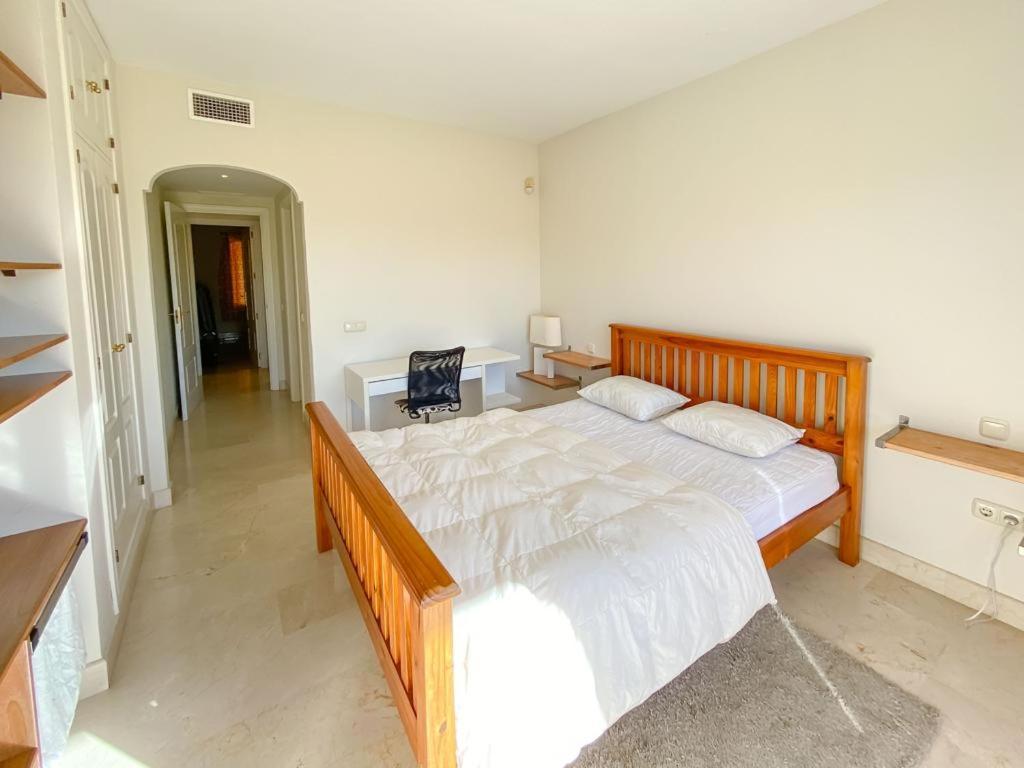 Apartamento En Los Patios De Santa Maria Golf 마르베야 외부 사진