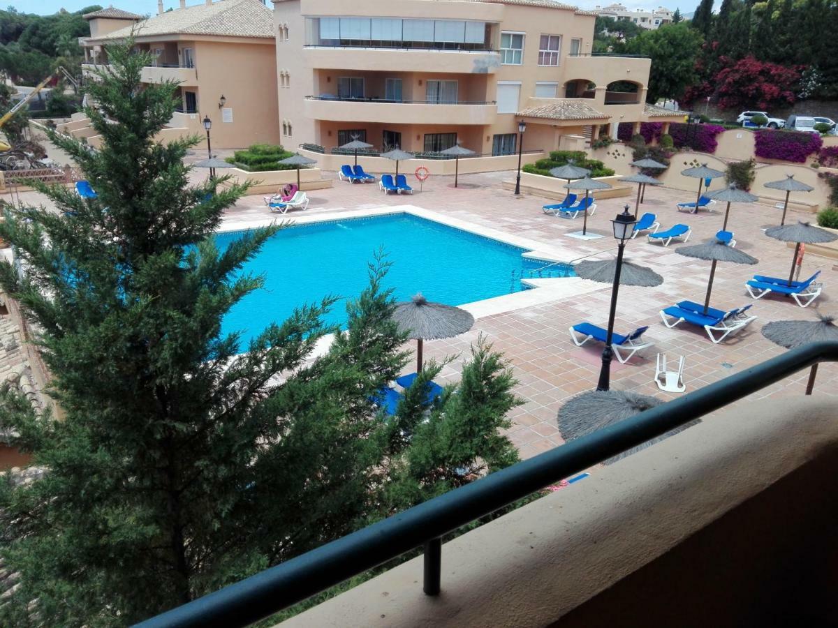 Apartamento En Los Patios De Santa Maria Golf 마르베야 외부 사진