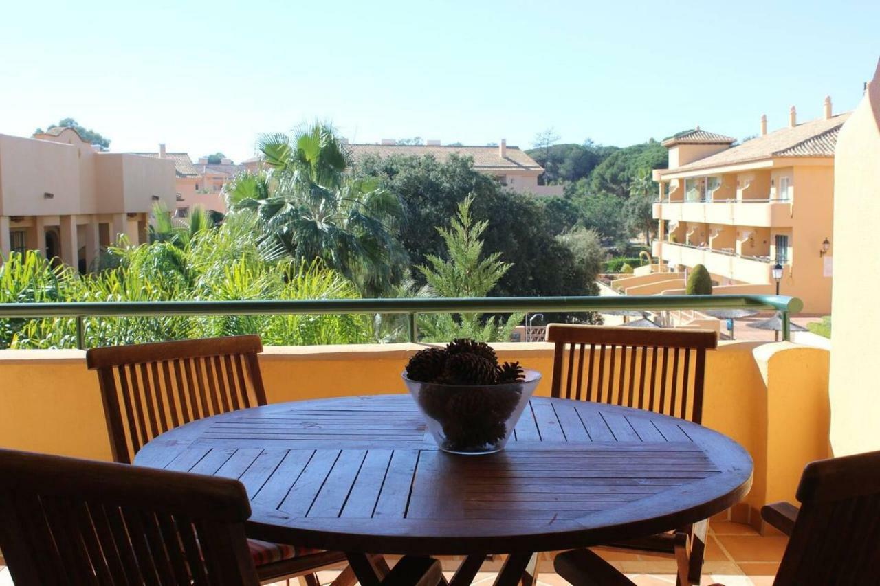 Apartamento En Los Patios De Santa Maria Golf 마르베야 외부 사진